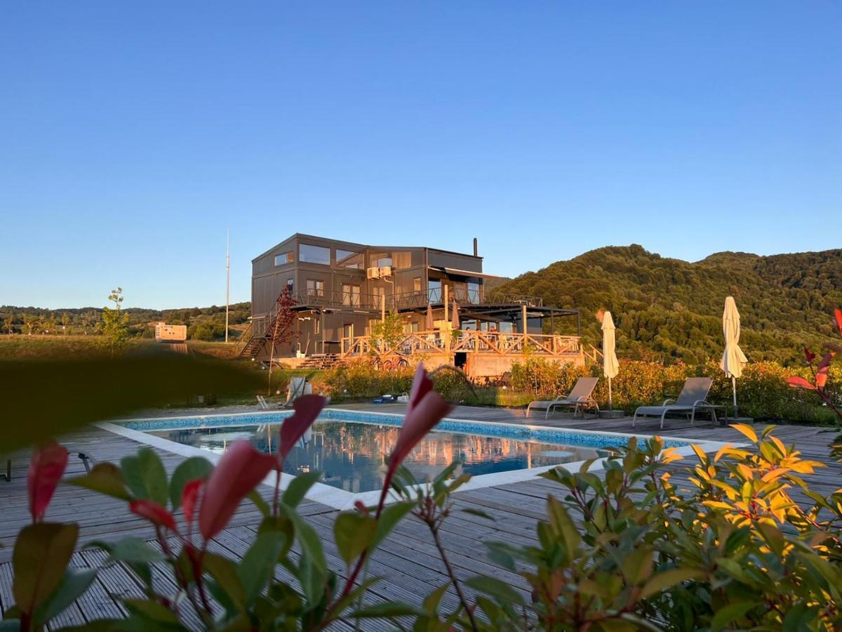 Flandra Glamping Hotel Corbeni Bagian luar foto