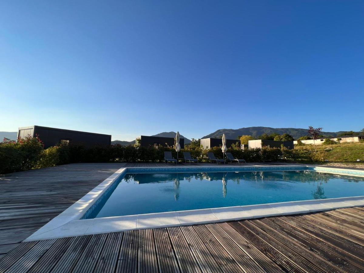Flandra Glamping Hotel Corbeni Bagian luar foto