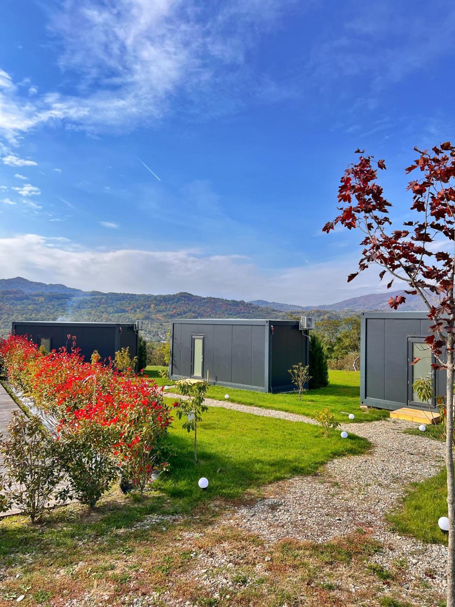 Flandra Glamping Hotel Corbeni Bagian luar foto