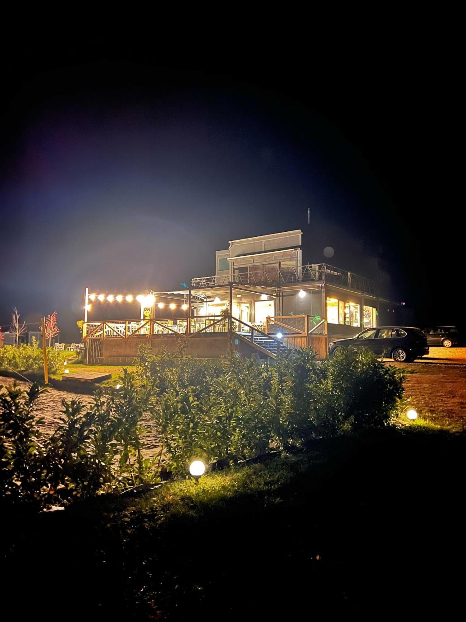 Flandra Glamping Hotel Corbeni Bagian luar foto