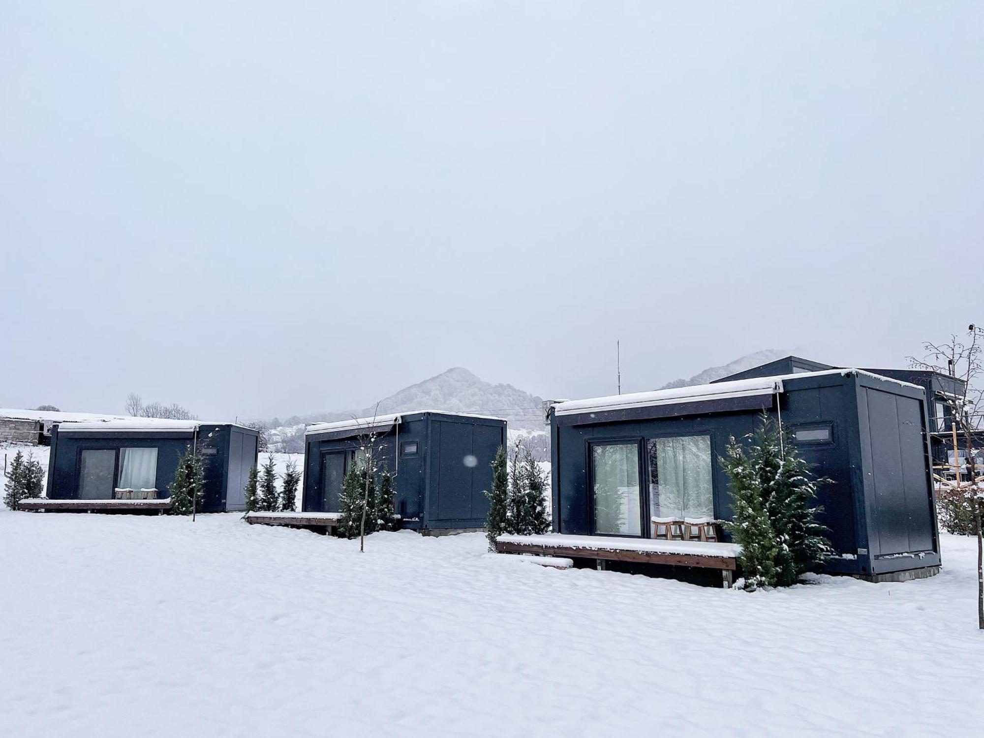 Flandra Glamping Hotel Corbeni Bagian luar foto