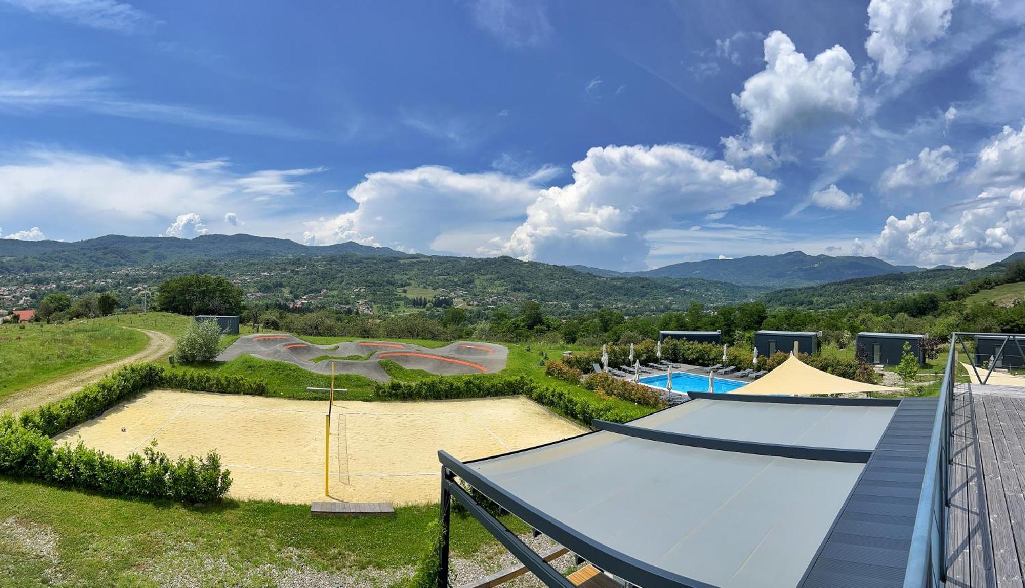 Flandra Glamping Hotel Corbeni Bagian luar foto