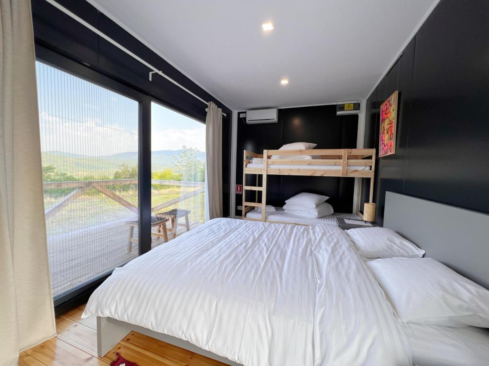 Flandra Glamping Hotel Corbeni Bagian luar foto